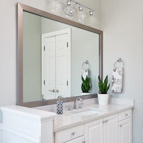 You are currently viewing MirrorChic: Your Trusted Partner for Commercial Custom Mirror Frames